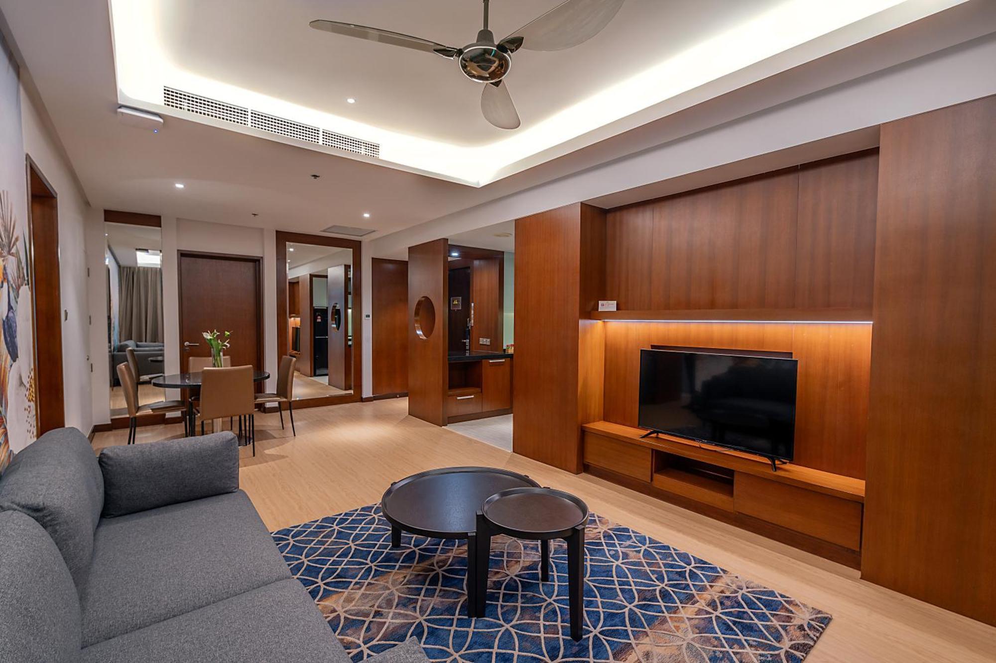 吉隆坡嘉登斯圣吉尔斯签名酒店及公寓 外观 照片 A suite at the hotel